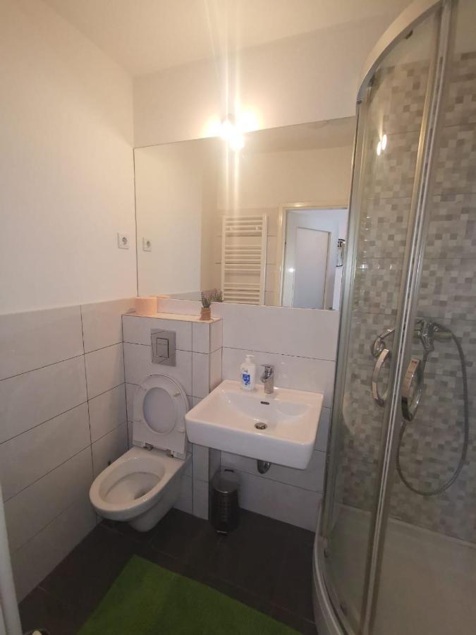 Tiny Apartment In City Center Загреб Экстерьер фото